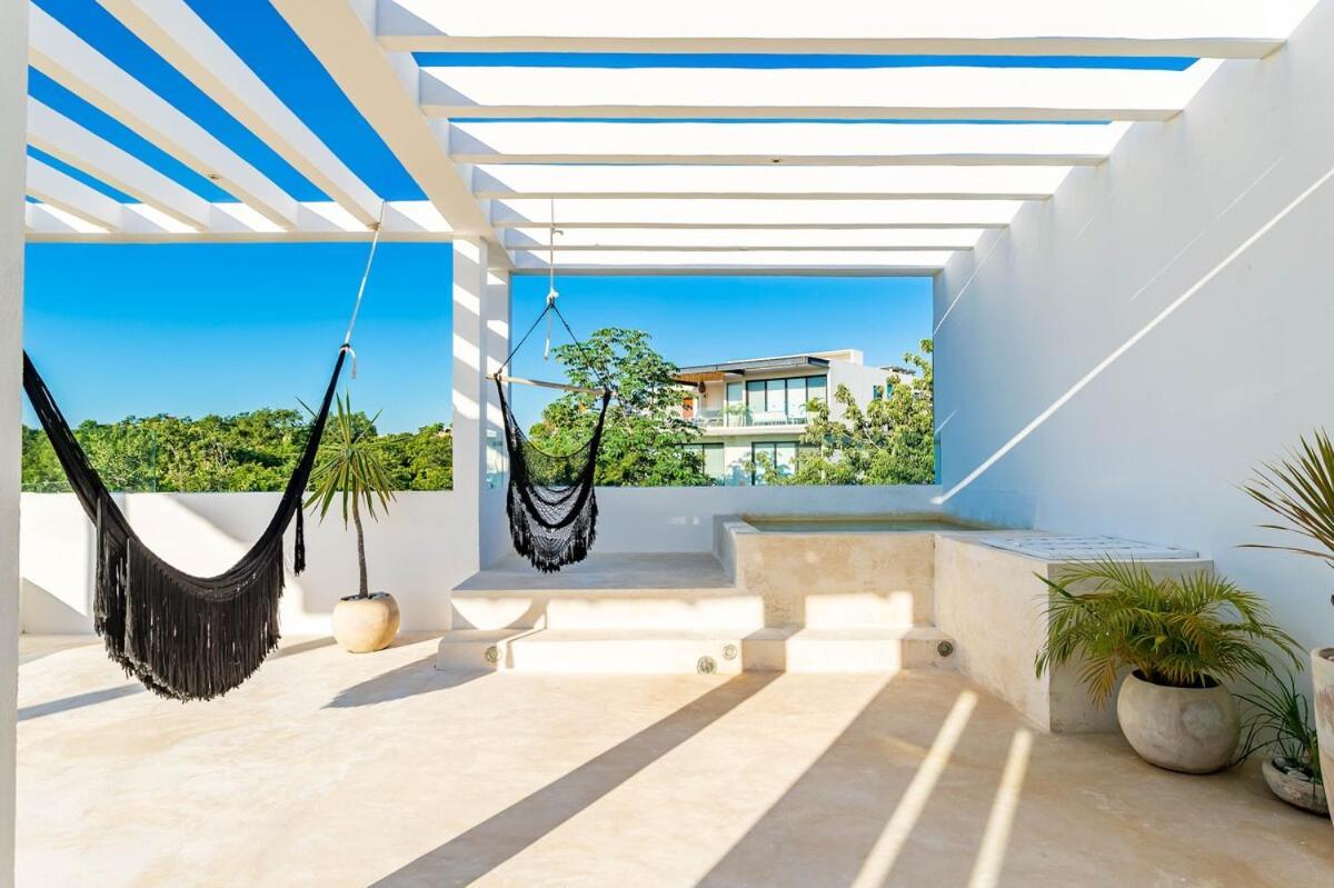 Casa Reyna And Casa Solesta 10 Bedroom Villa *