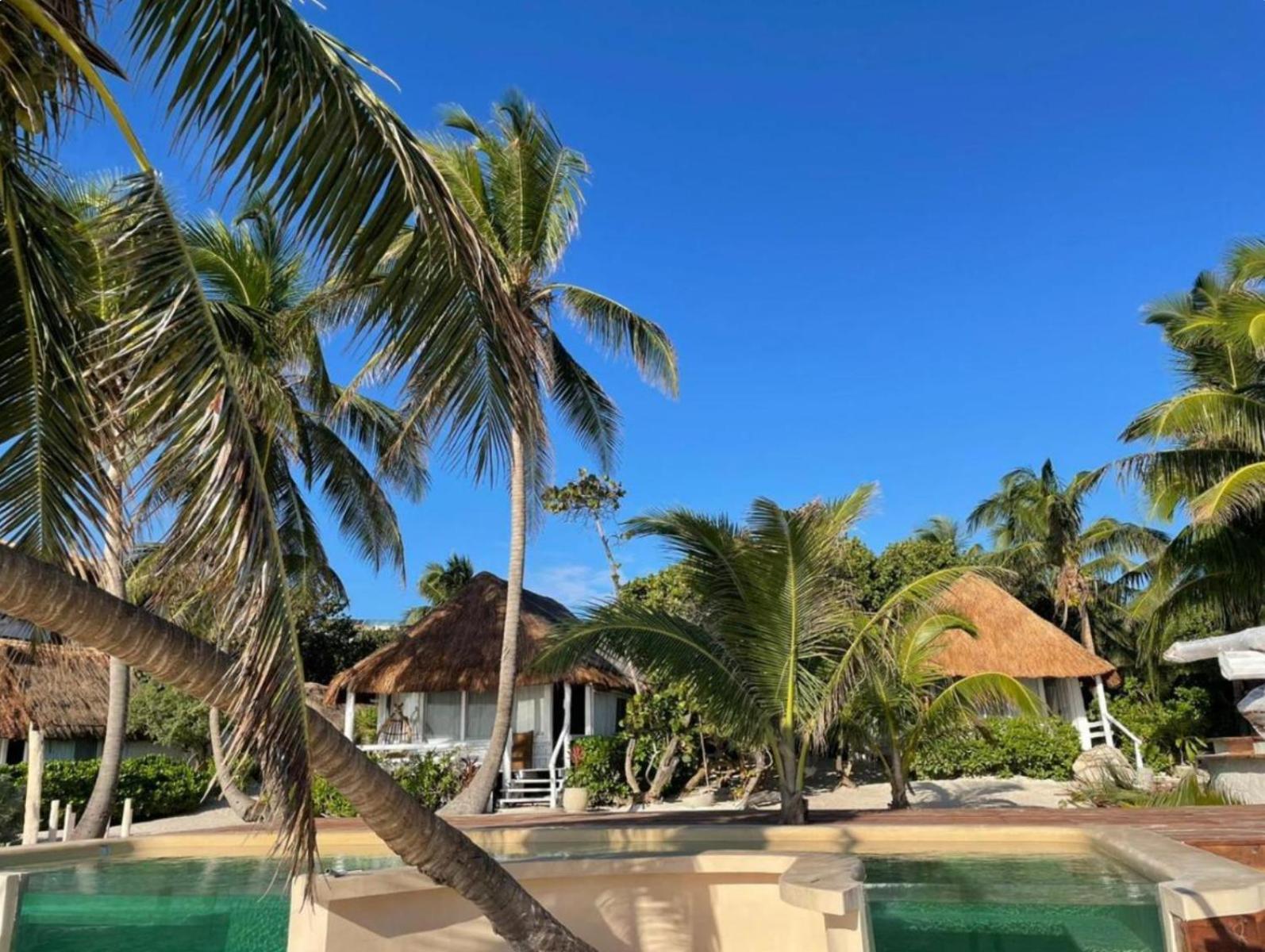 Beachfront Luxury tent Tulum