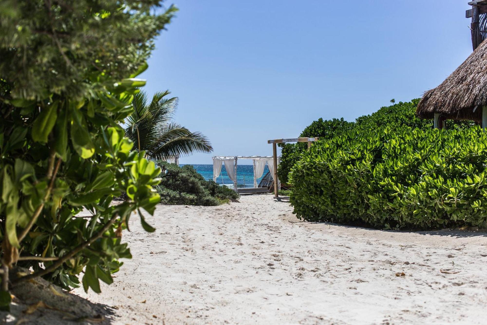 Beachfront Luxury tent Tulum
