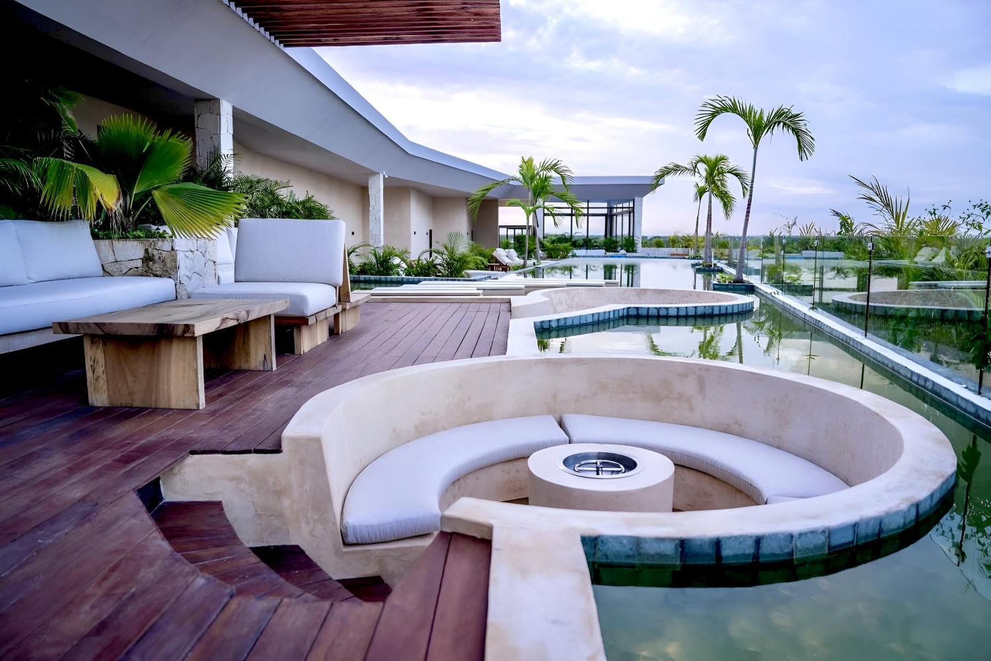 Serenity Luxe Jacuzzi Tulum