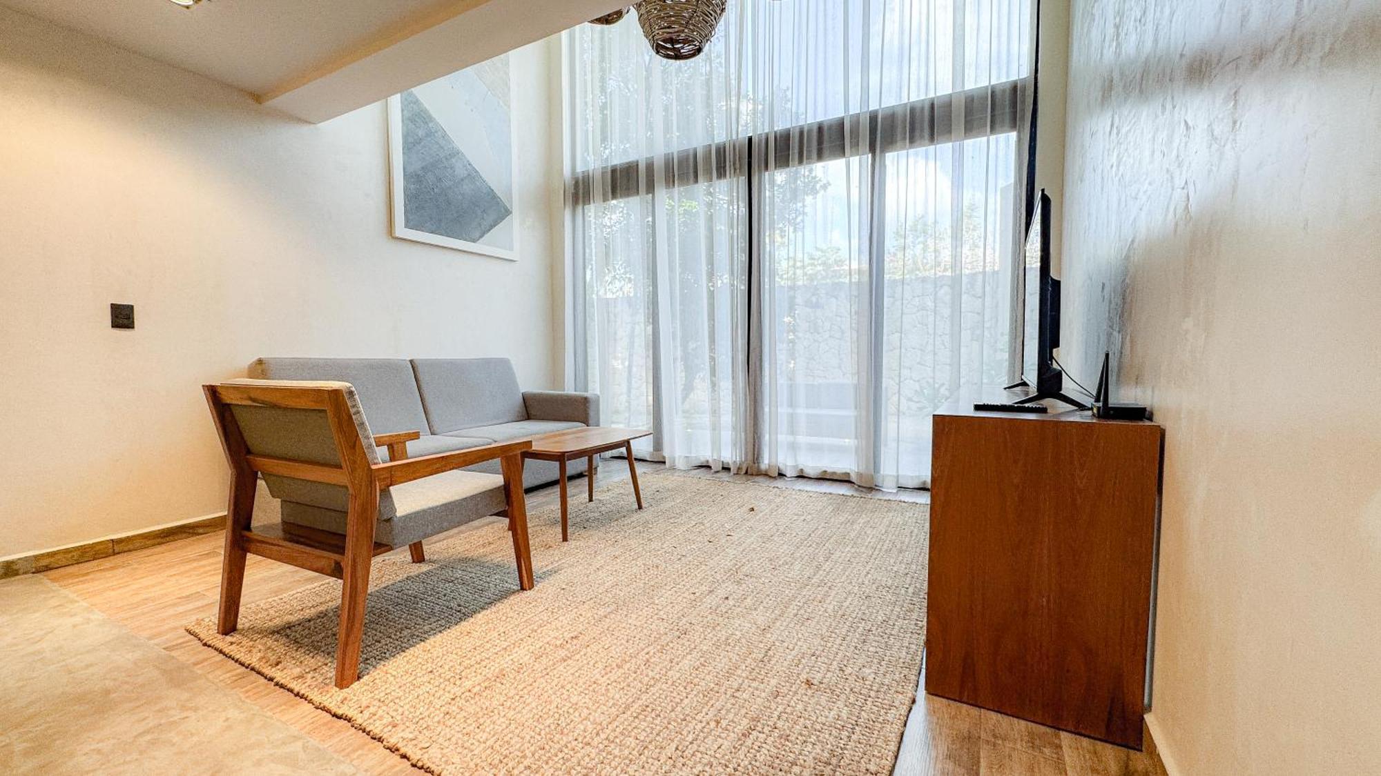 Nook Luxury Condohotel By Marea