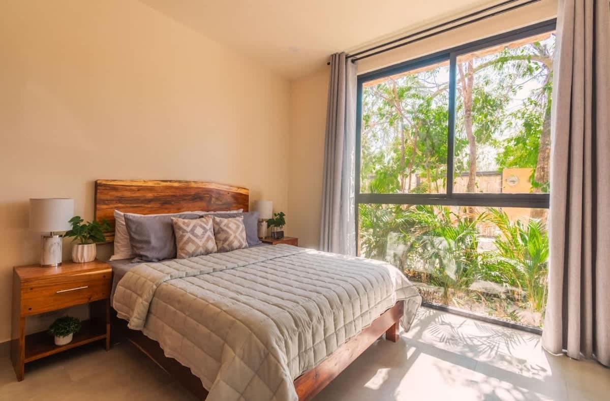 Stylish Duplex Lower Level 2-br Wifi Pool Gym Apartment Tulum