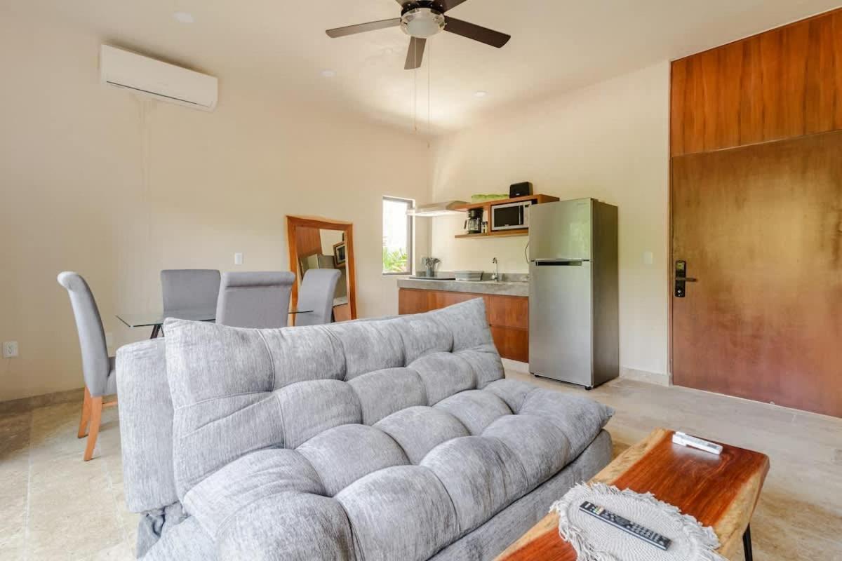 1br With Private Terrace Apartment *