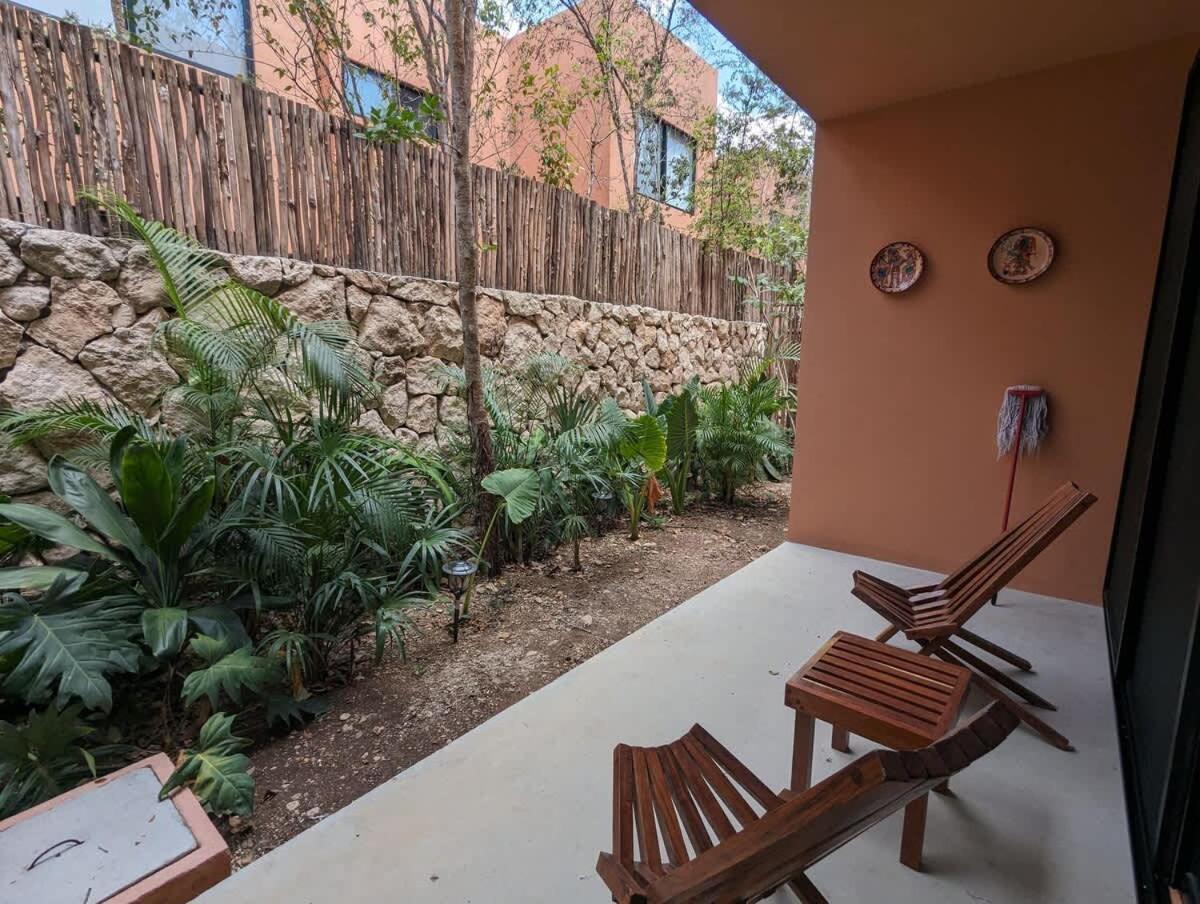 Apartment Stylish Duplex Lower Level 2-br Wifi Pool Gym