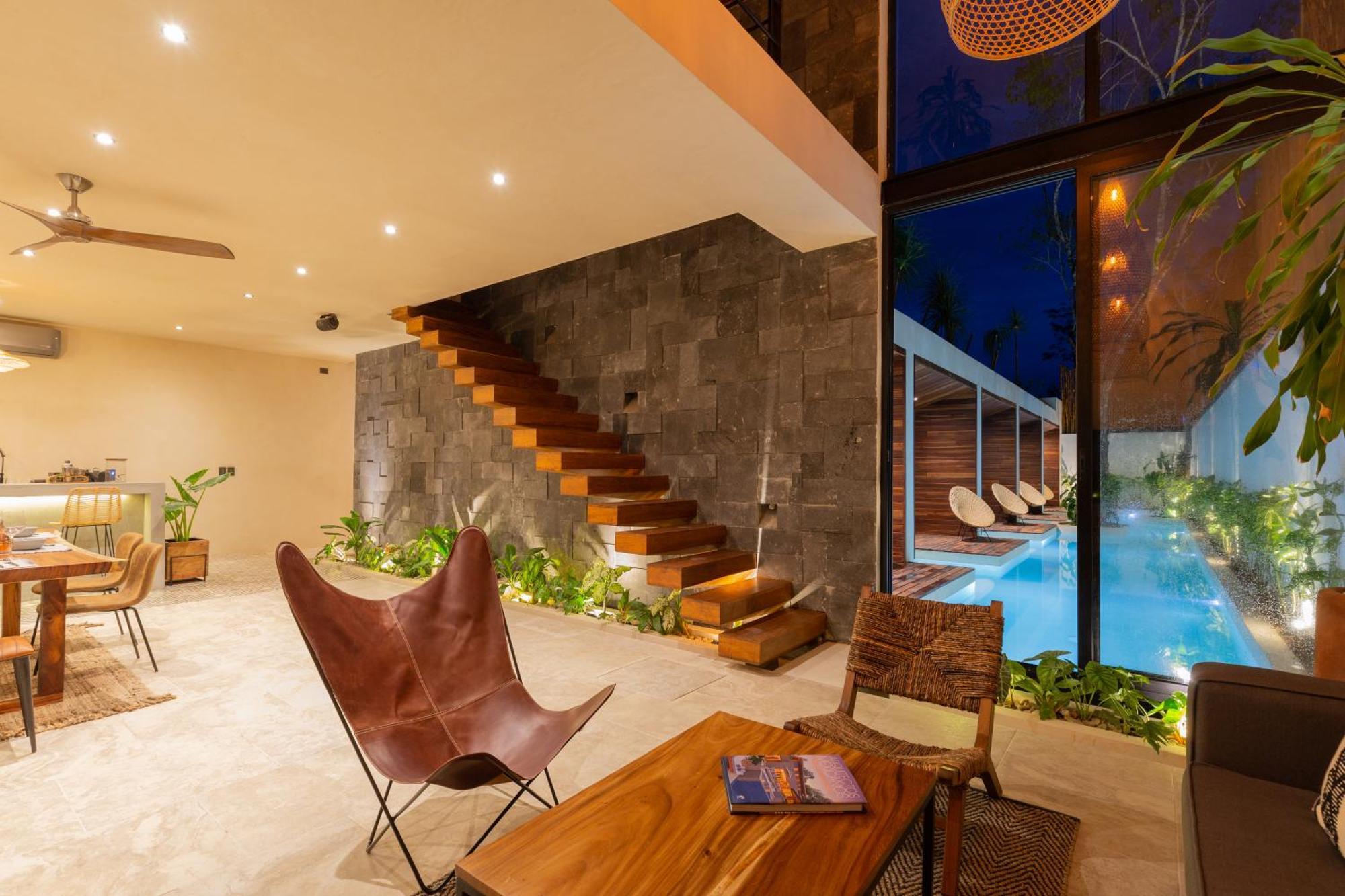 Waterhouse Deluxe Private Pool 10 Pax Villa