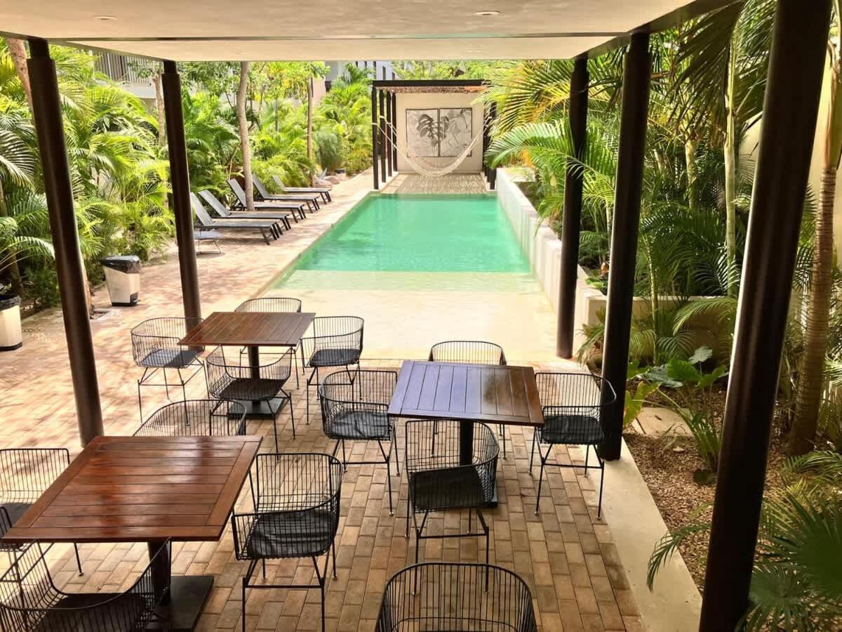 Center Family Double Four Guest With Free Parking Pool Ac Kitchenette Near Apartment Tulum
