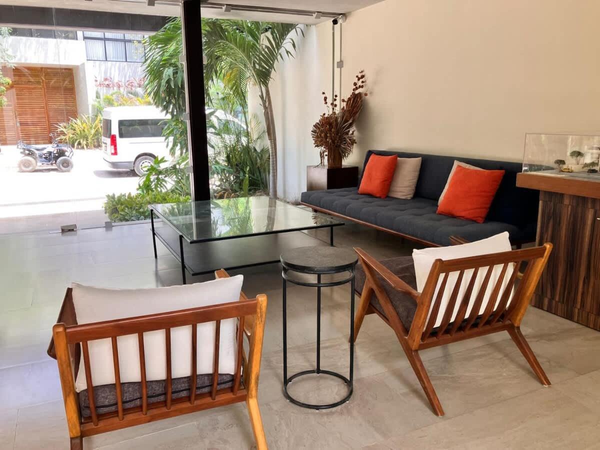 Apartment Center Family Double Four Guest With Free Parking Pool Ac Kitchenette Near