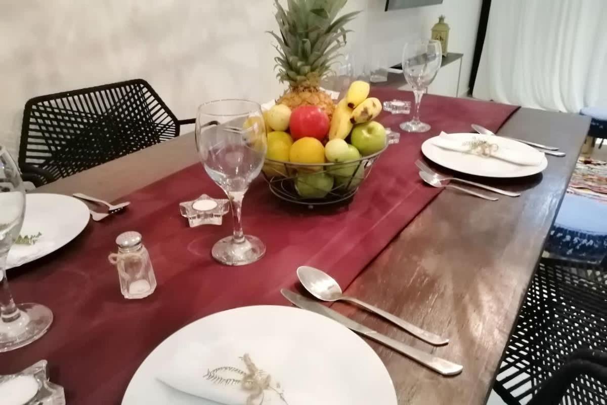 Locals Boho King Wifi Pool Gymyoga Dk Apartment *
