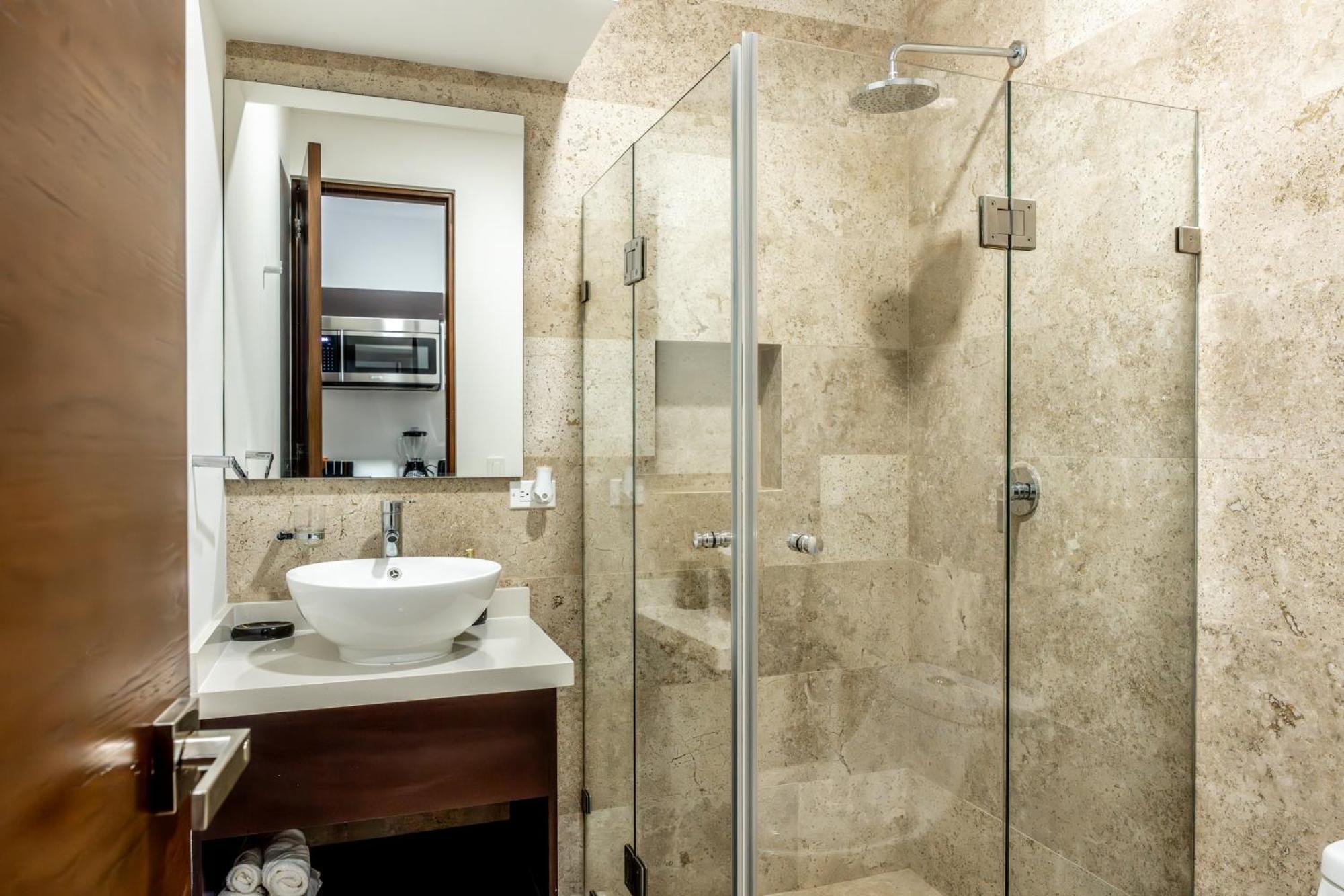 Menesse Bed & Breakfast 4*