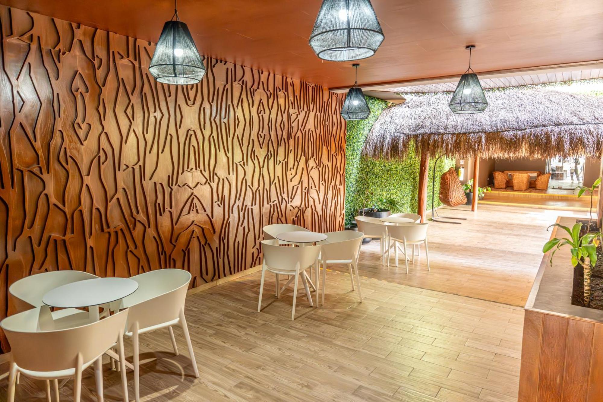 Menesse Bed & Breakfast