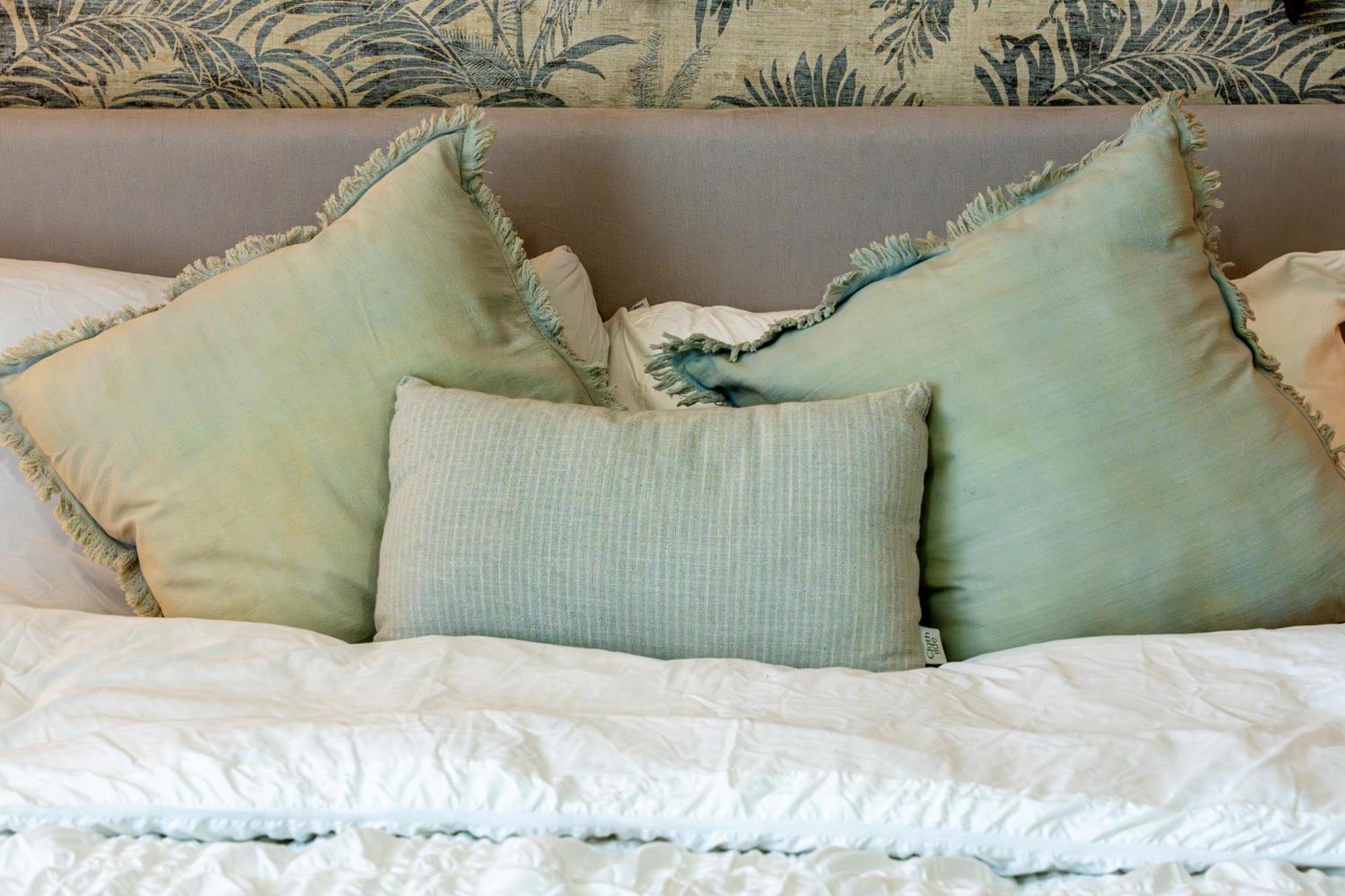 Menesse Bed & Breakfast *
