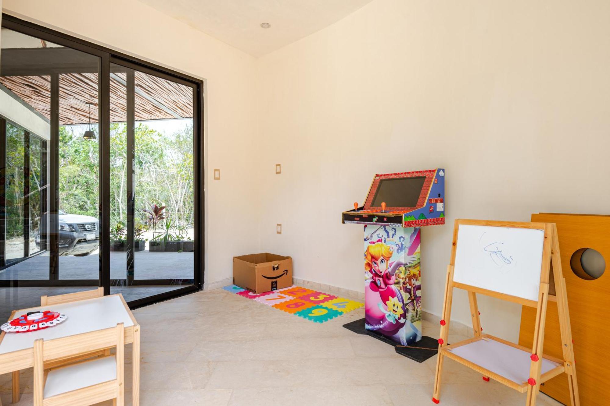 Villa Ocean Breeze - A Few Steps From The Beach! *