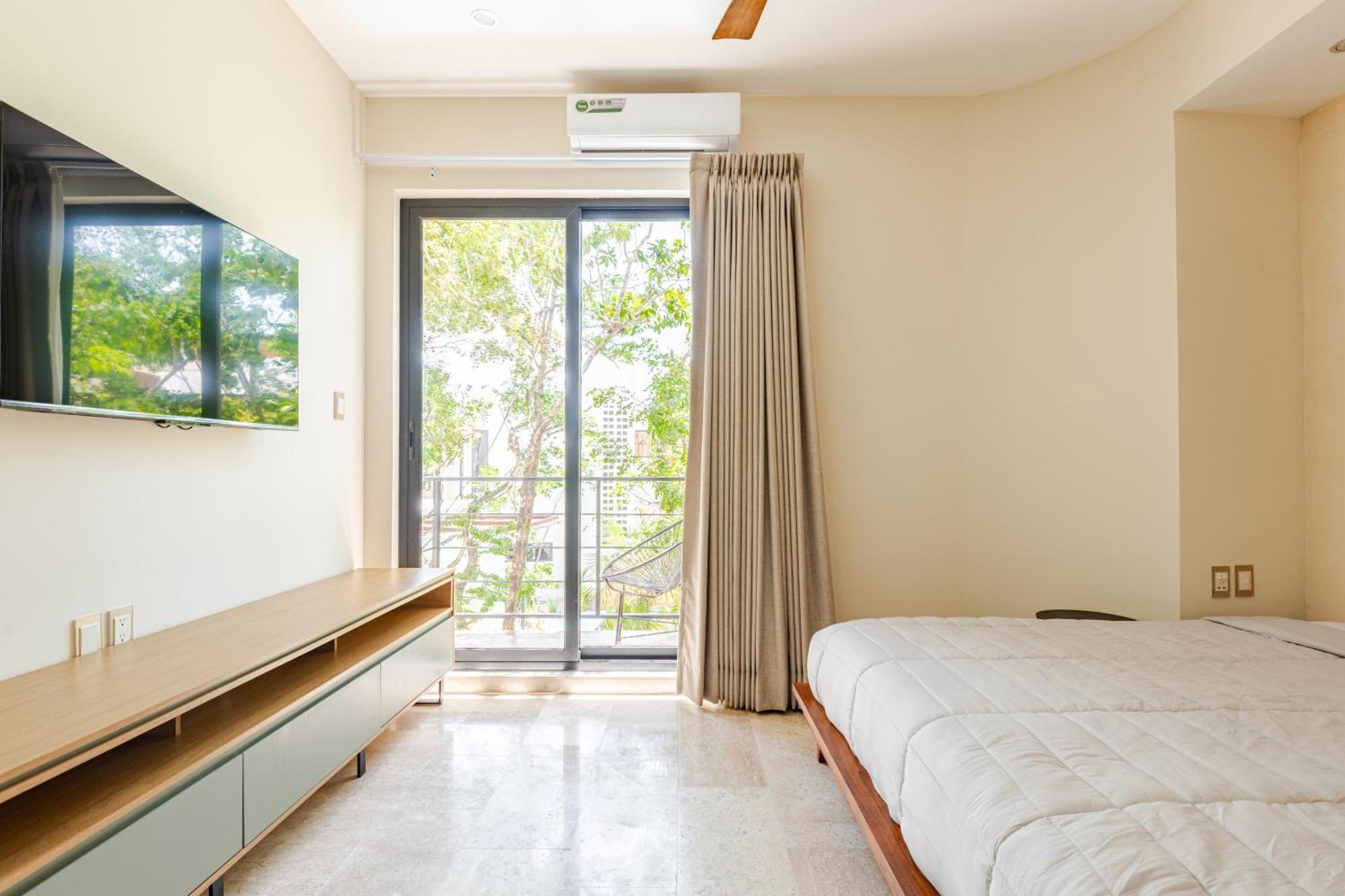 Ocean Breeze - A Few Steps From The Beach! Villa *