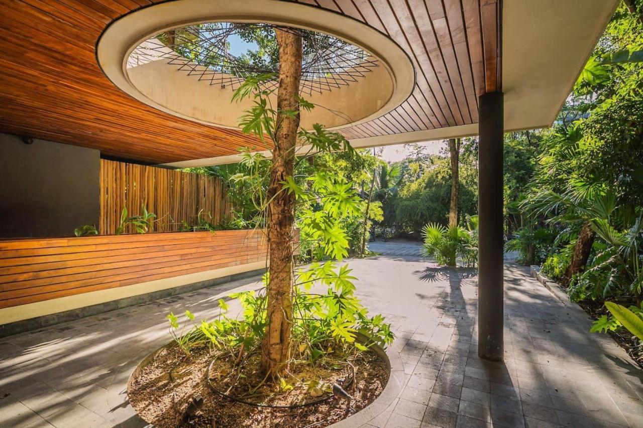 Apartment Romantic Garden W Private Pool Access *