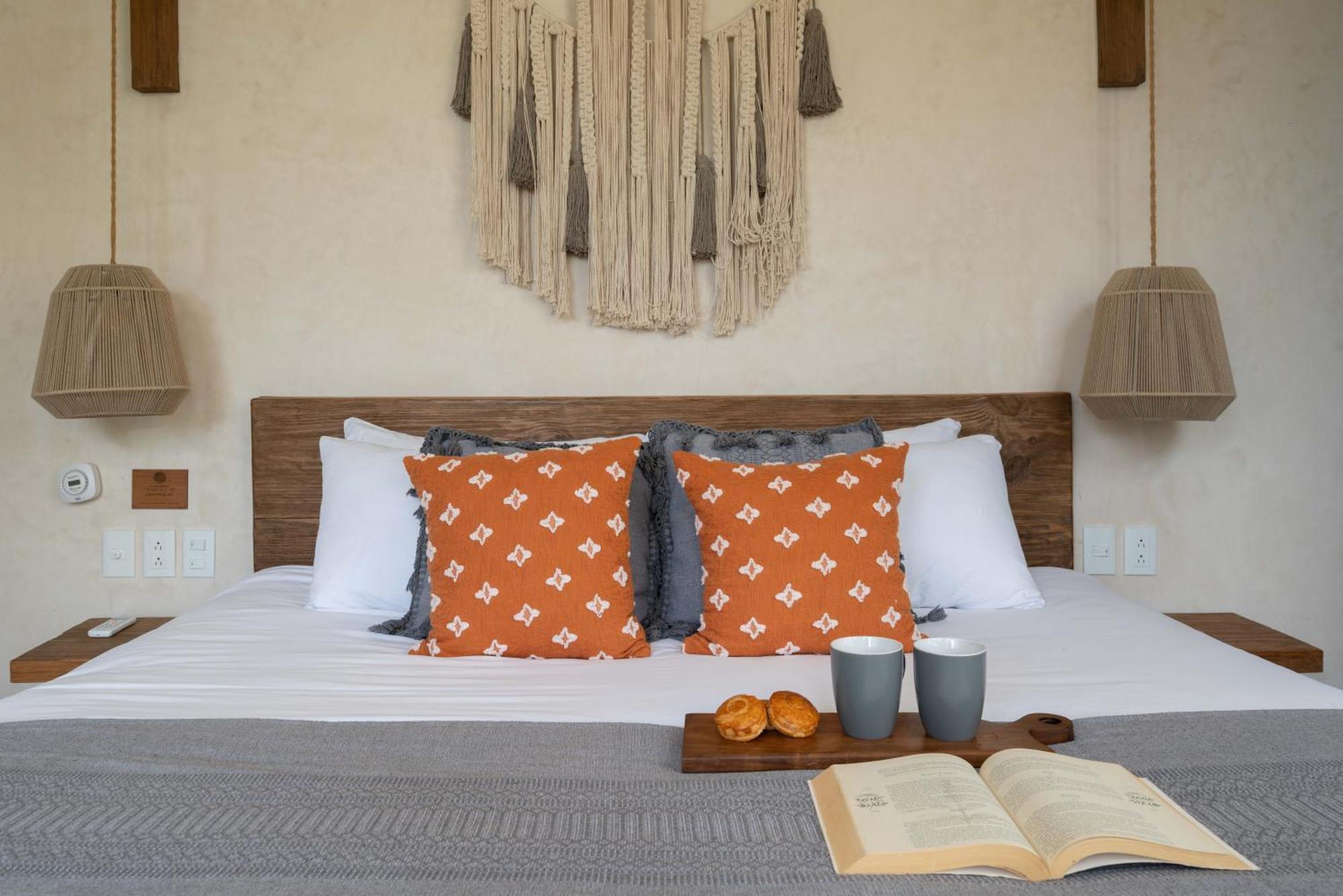 2 Bohemian Bliss Villas-2 Pv Pool-concierge 1a-1b *