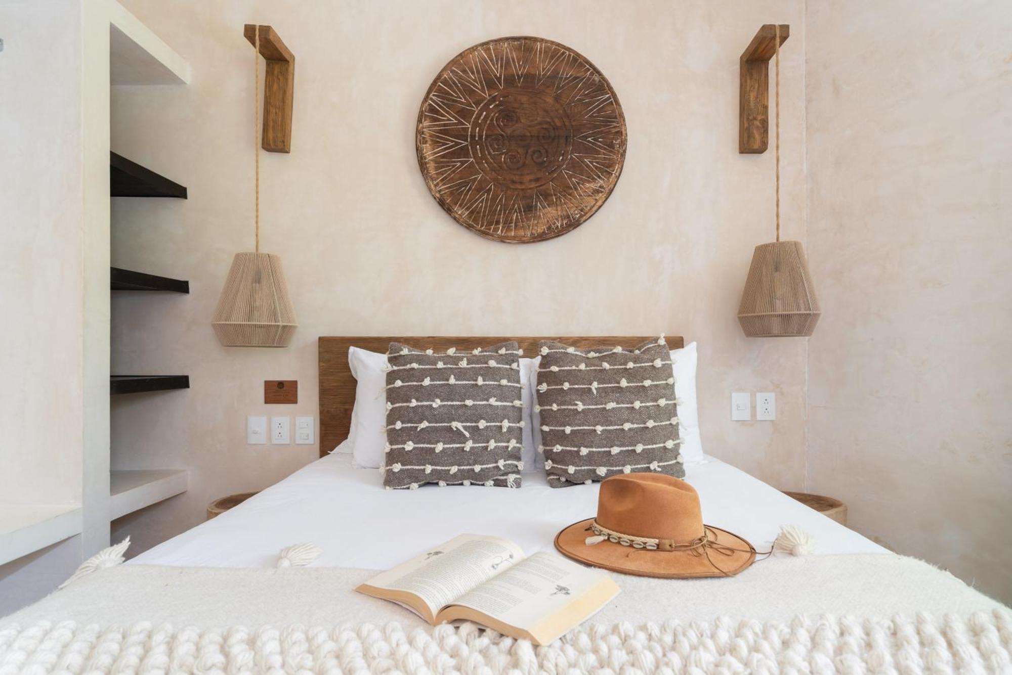 Villa 2 Tropical Bohemian Villas-2 Priv Pool-bbq 3a-3b *