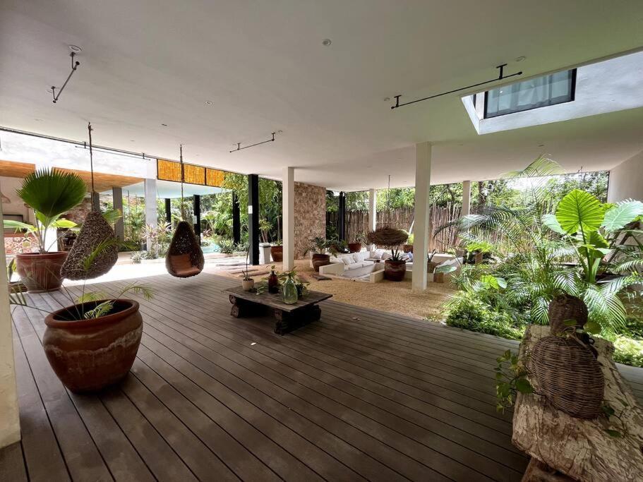 Luxe 3br - Private Terrace, Pool & Vibes