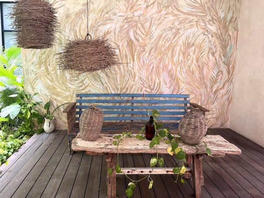 Luxe 3br - Private Terrace, Pool & Vibes Apartment *