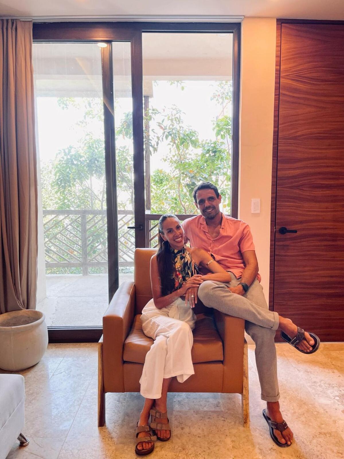 Apartment Flirt And Chill Sunrise Haven