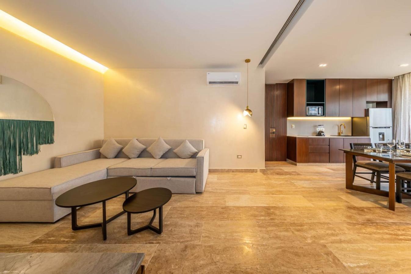 Lux 2br W Rooftop Pool And Private Balcony Holiday home Tulum