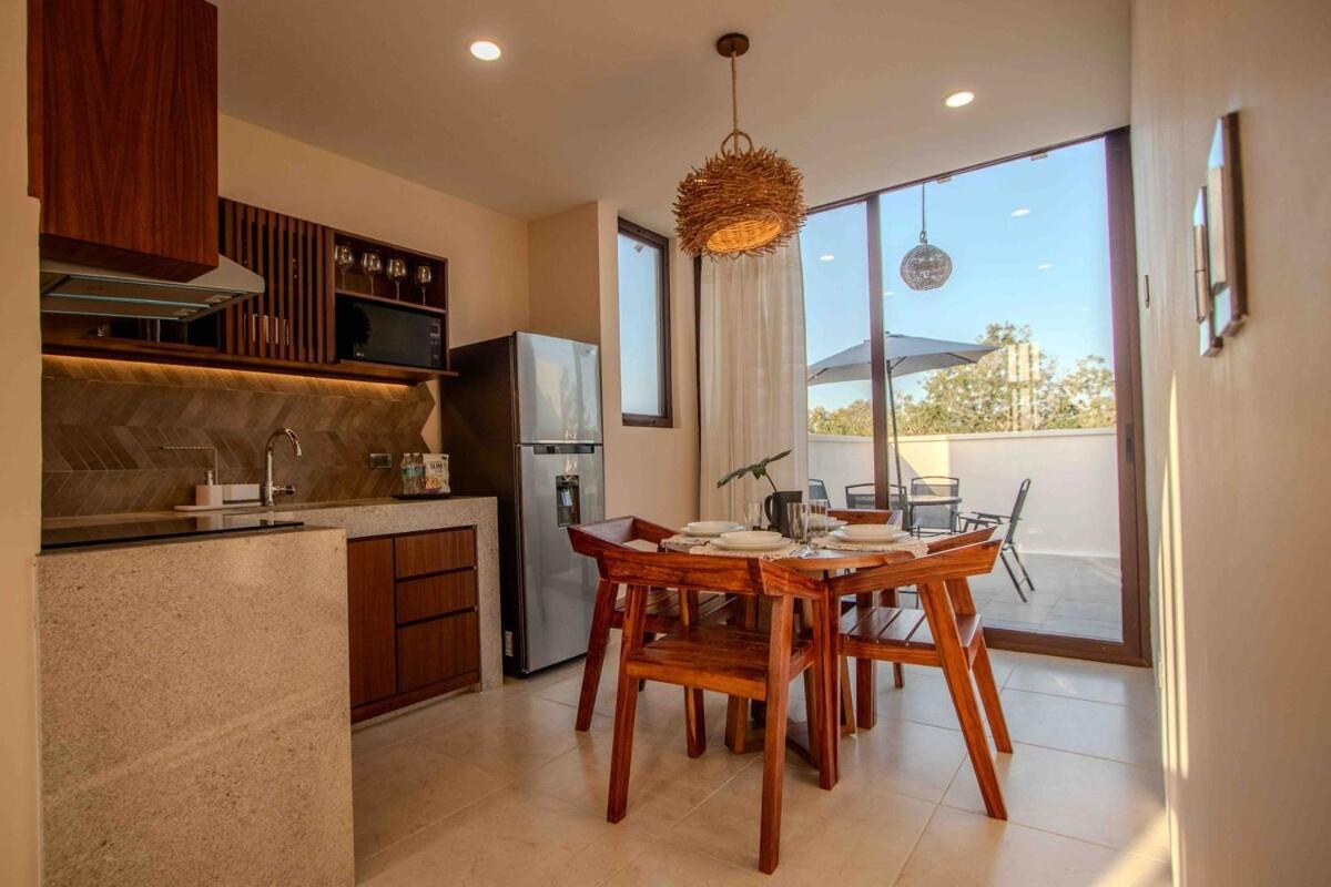 Pent House With Plunge Pool Apartment