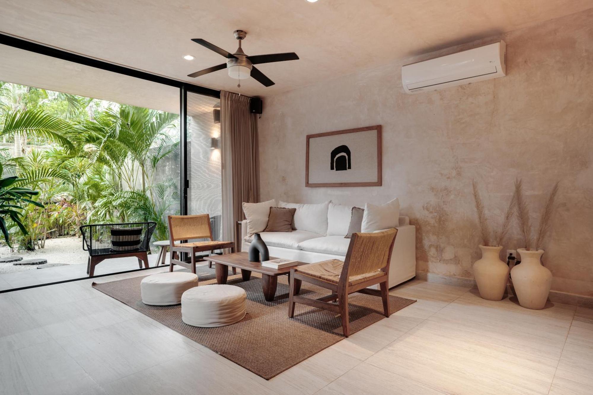 Buena Casa Tulum, Private With Pool, Housekeeper, & Breakfast Villa