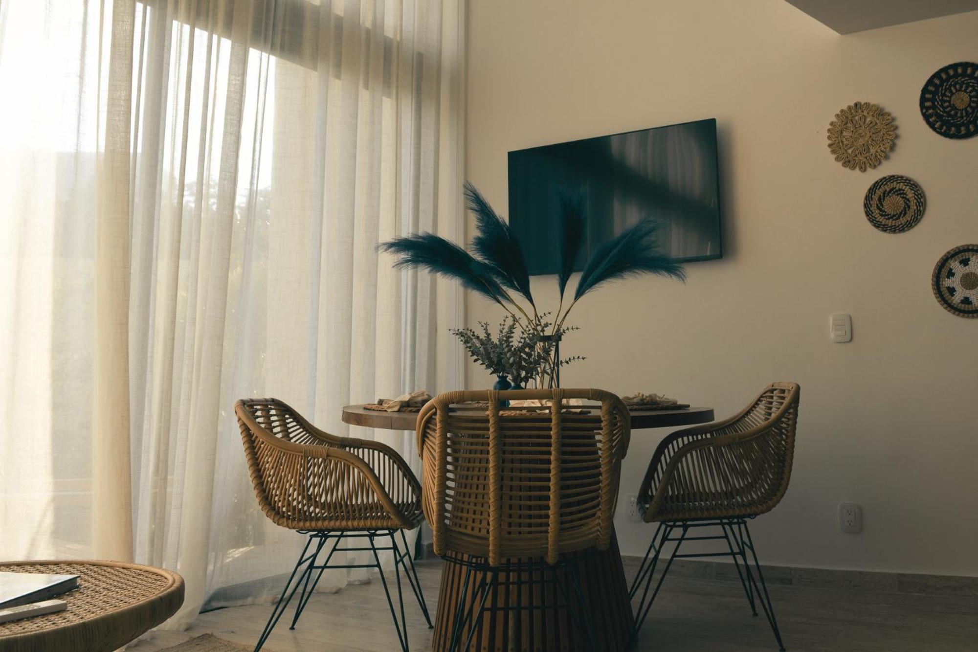 Apartment Loft Izel Sleeps 4 With Club Access, Close To La Veleta Tulum
