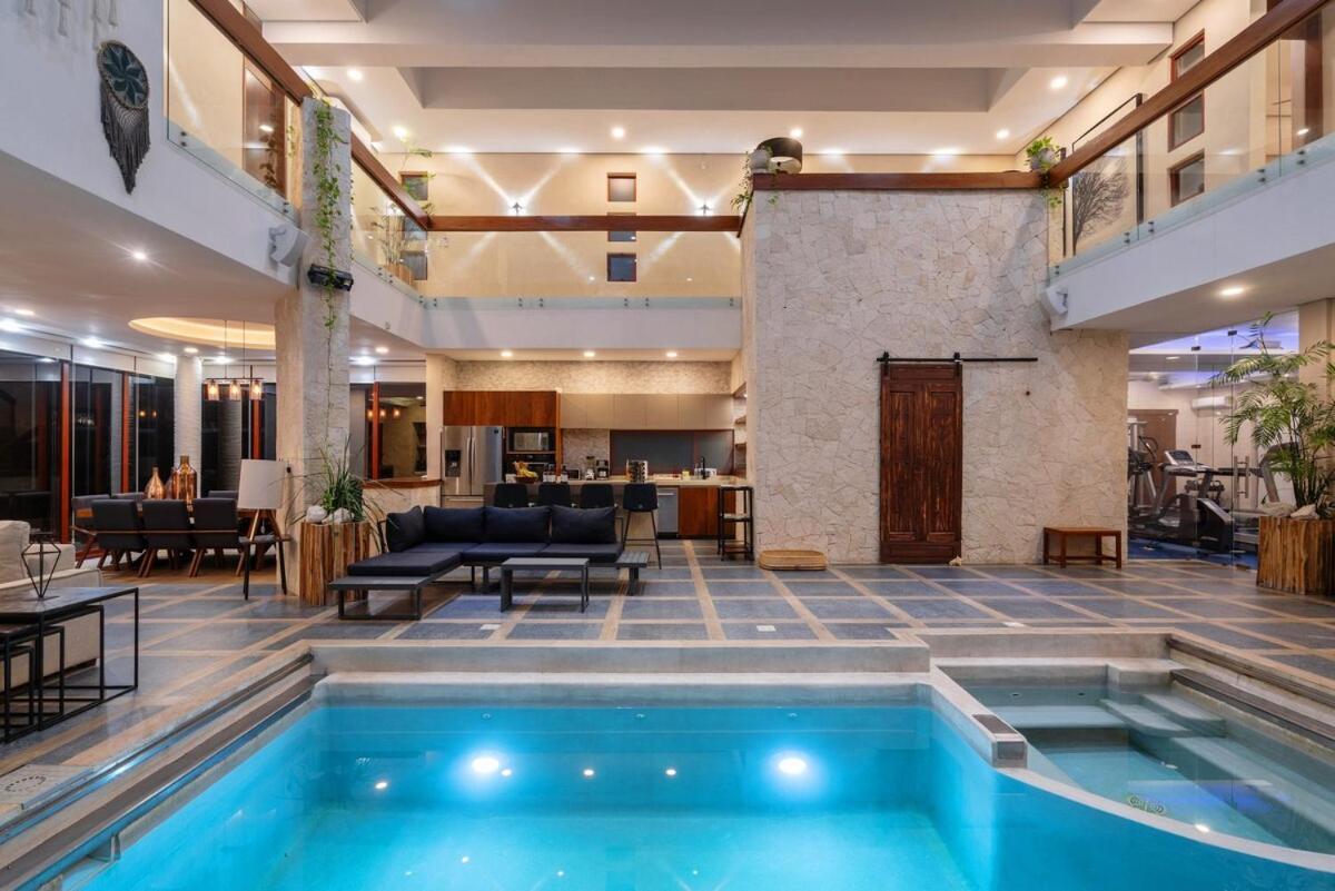 9br Luxury Aldea Zama, Private Pools & Gym! Villa *