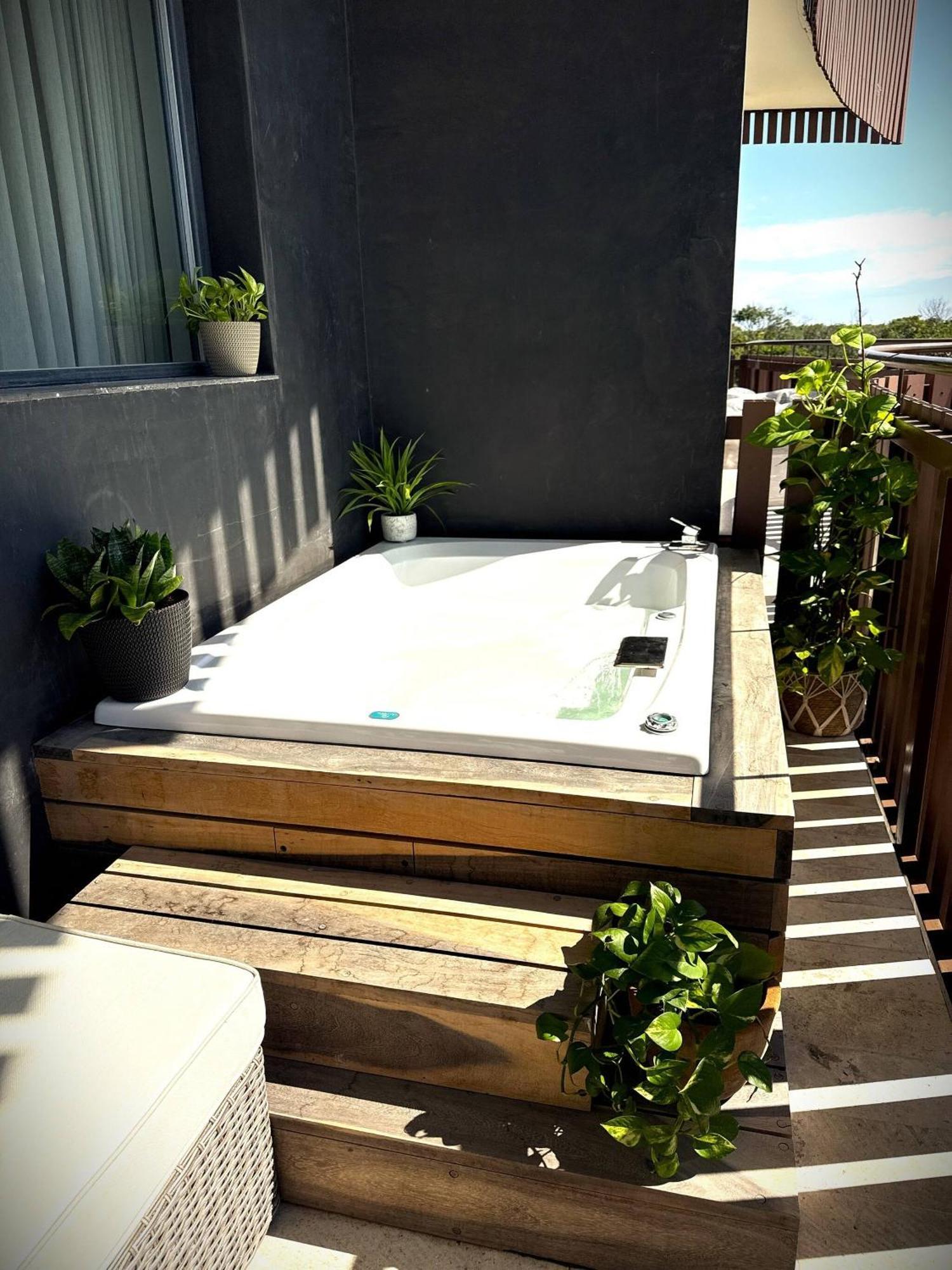 Side Jungle Retreat Jacuzzi Wifi Tulum
