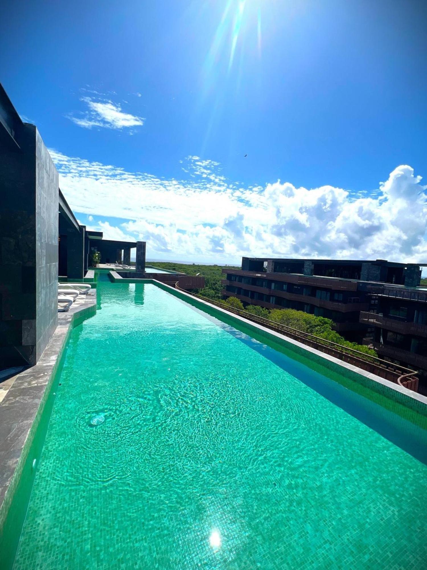 Side Jungle Retreat Jacuzzi Wifi *