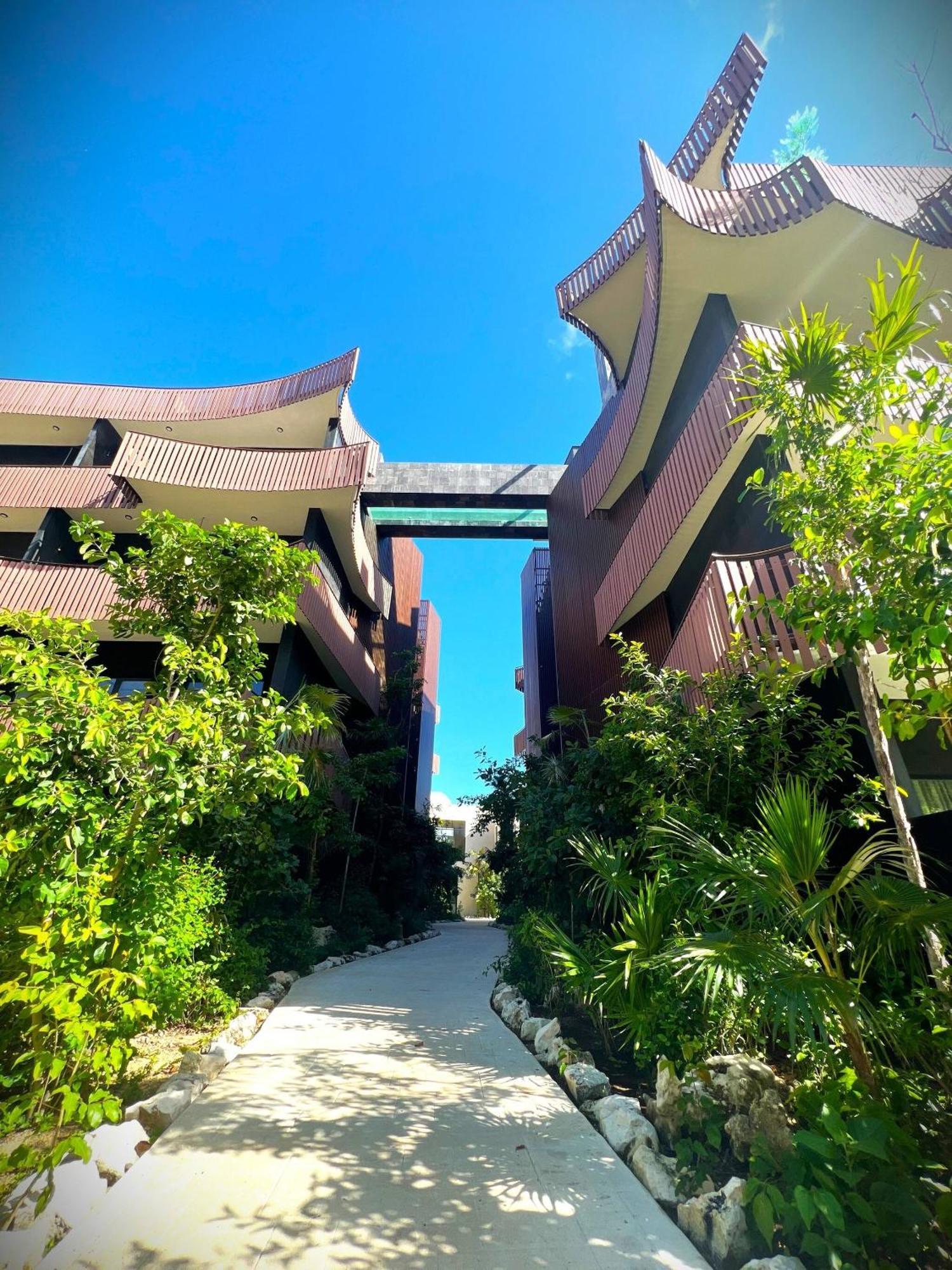 Side Jungle Retreat Jacuzzi Wifi Apartment *