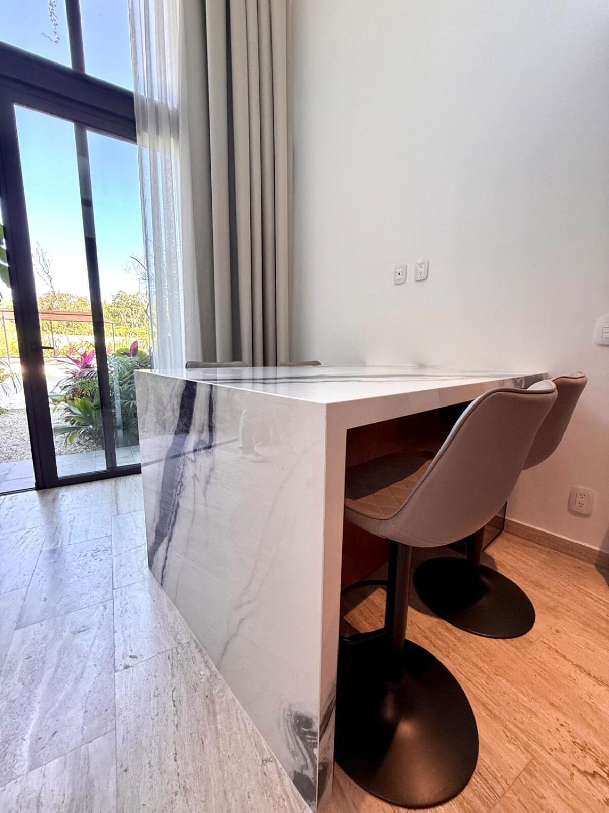 Apartment In Mistiq Gardens *