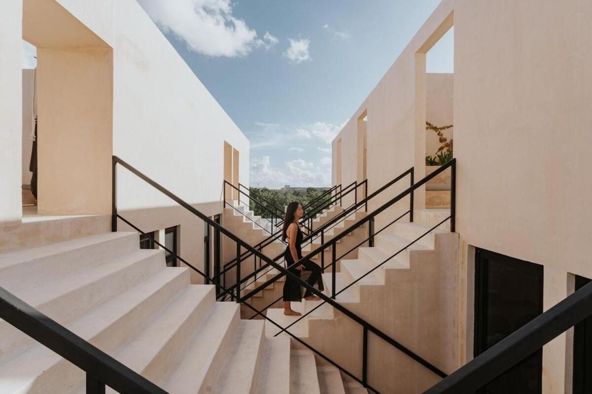 In La Veleta With Private Rooftop