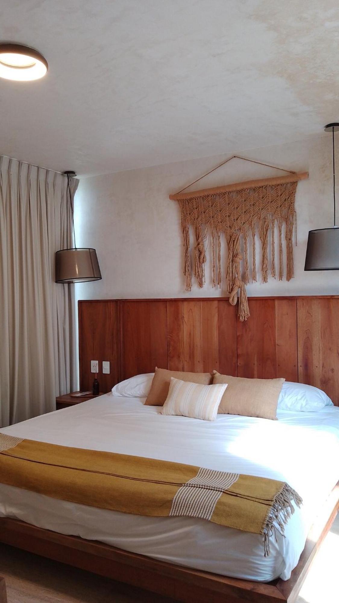 In La Veleta With Private Rooftop Apartment *