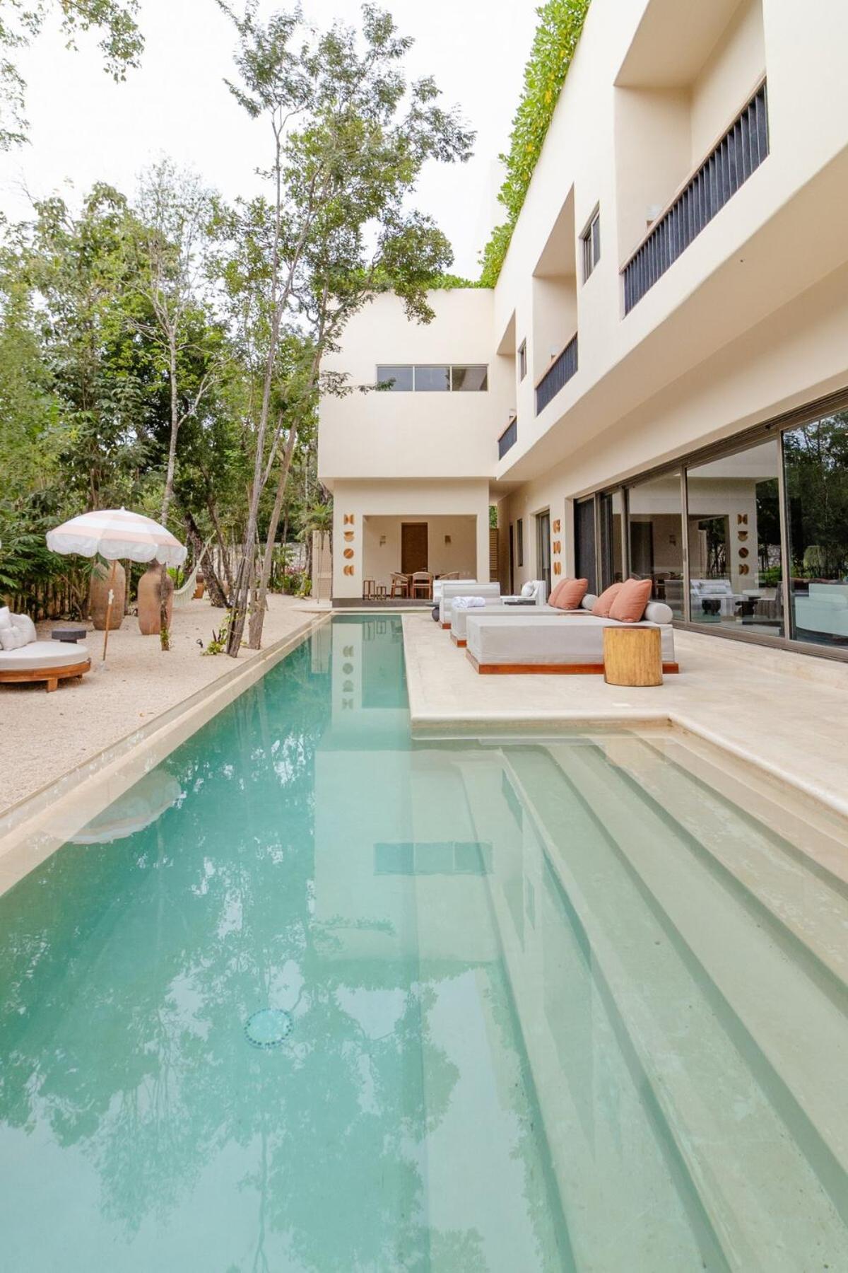 Villa With Premium Service - Cook, Butler & Included In Luxury Aldea Zama