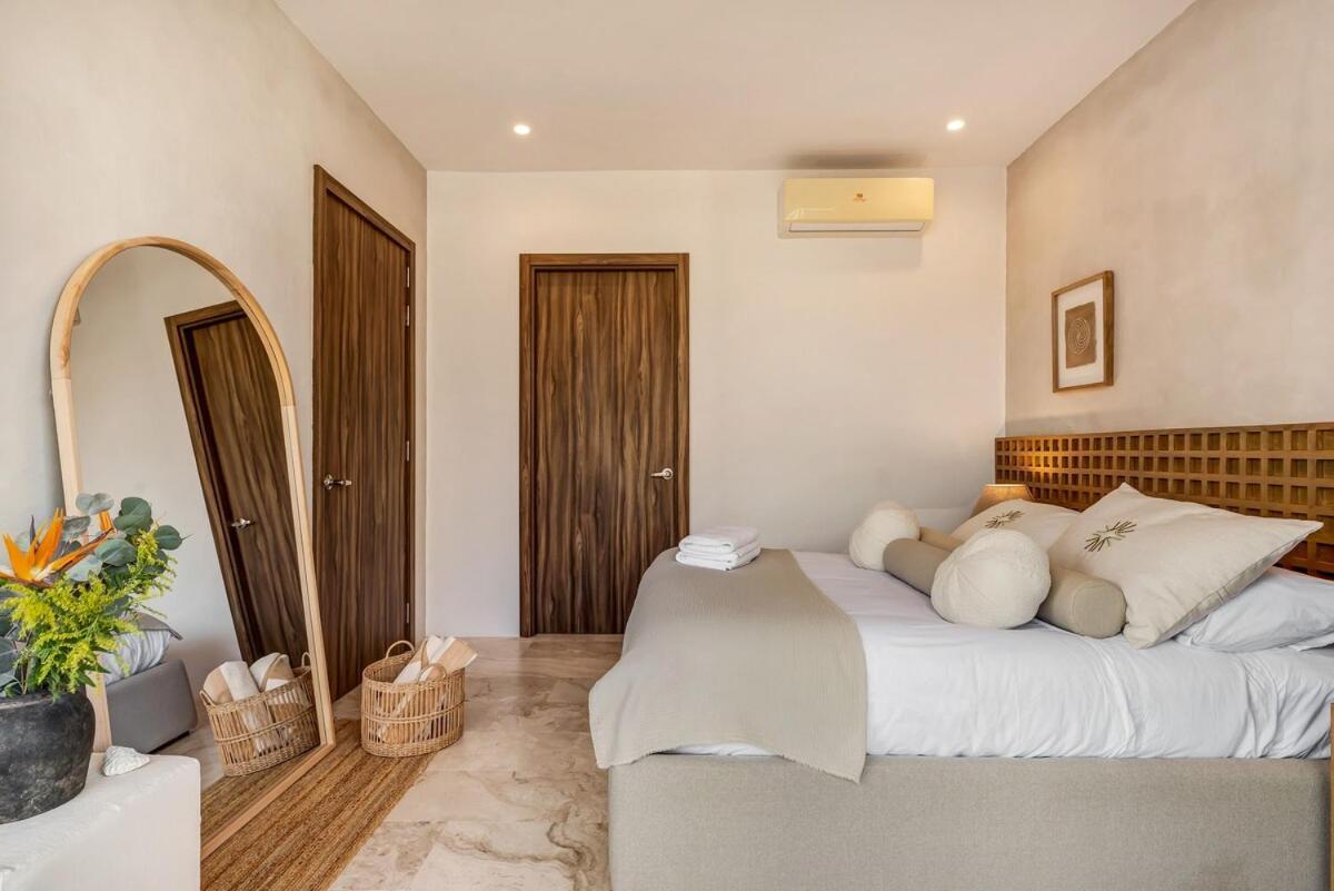 Apartment Gorgeous Luxury Penthouse At Xalet With Private Roof And Jacuzzi *