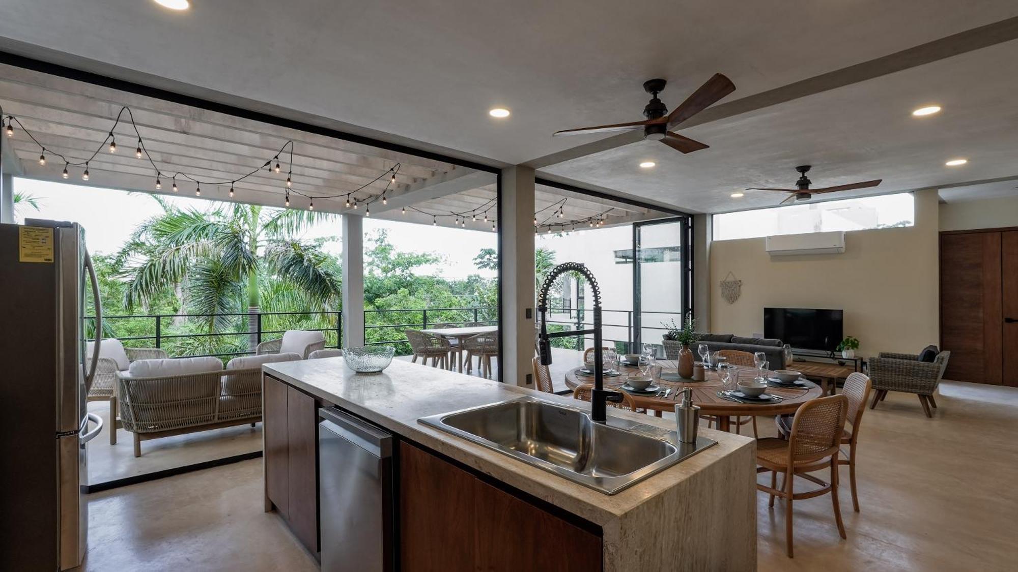 Apartment Penthouse With Private Pool, Rooftop, And Stunning Views Tulum