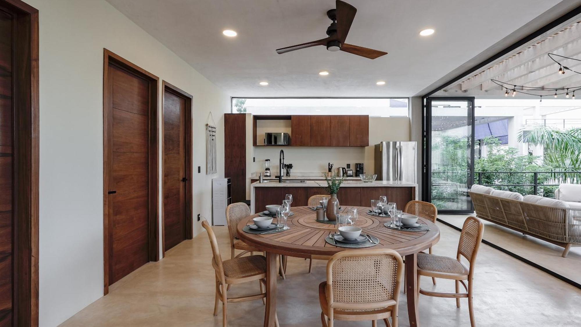 Penthouse With Private Pool, Rooftop, And Stunning Views *