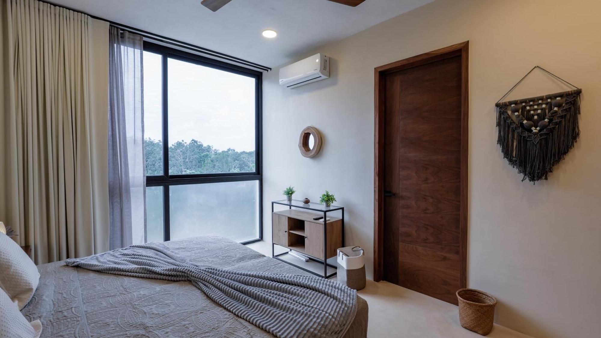 Penthouse With Private Pool, Rooftop, And Stunning Views