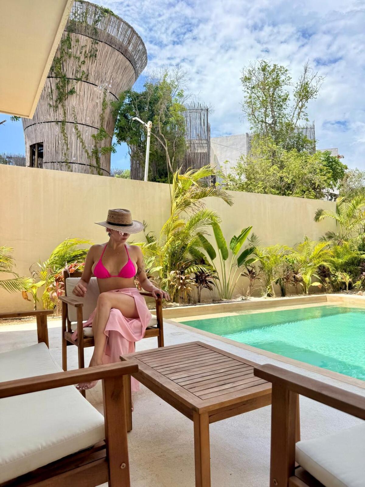 Erze 4 Bedrooms And Private Pool *