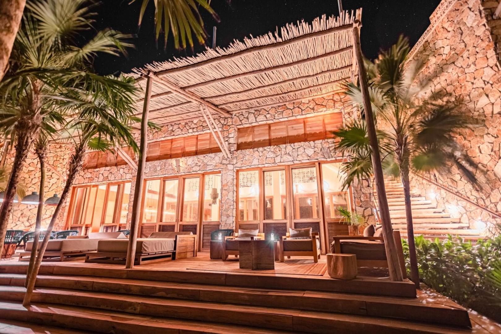 Anana Casa Kaab Kaan Rooftop Pool Beachfront