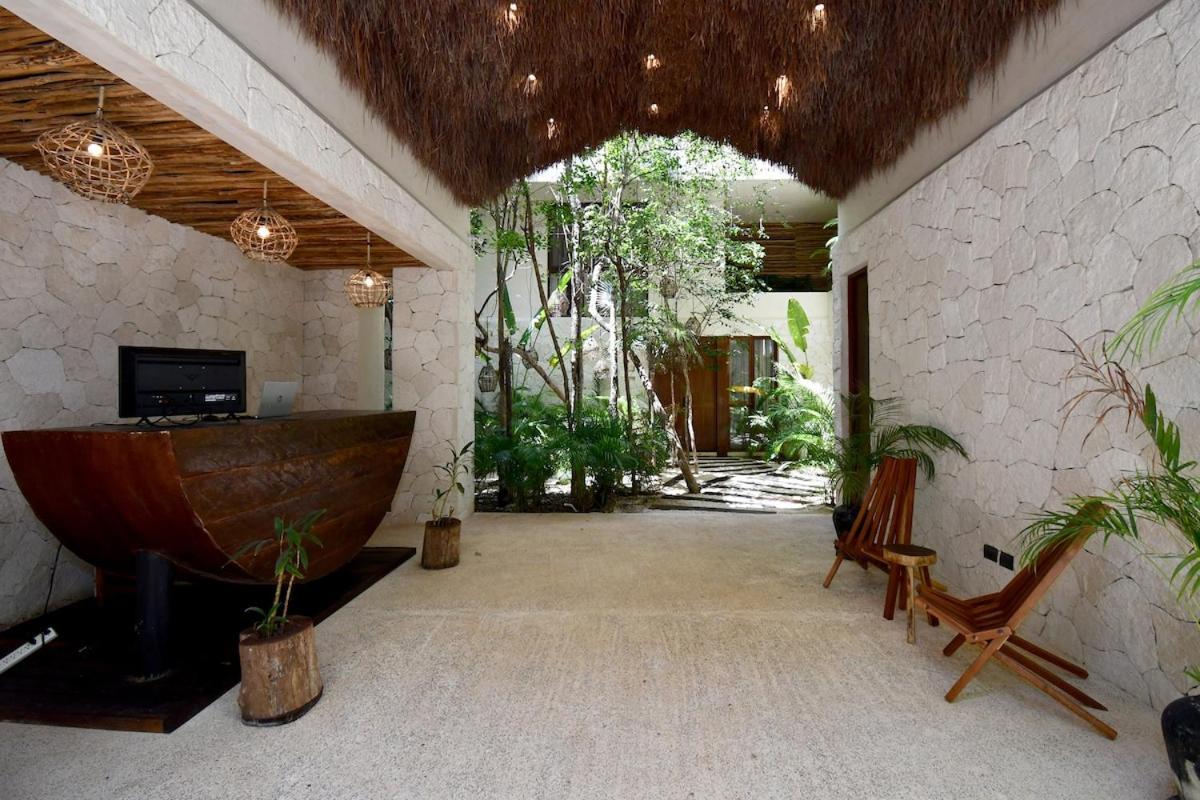 Jungle Sanctuary With Apartment *