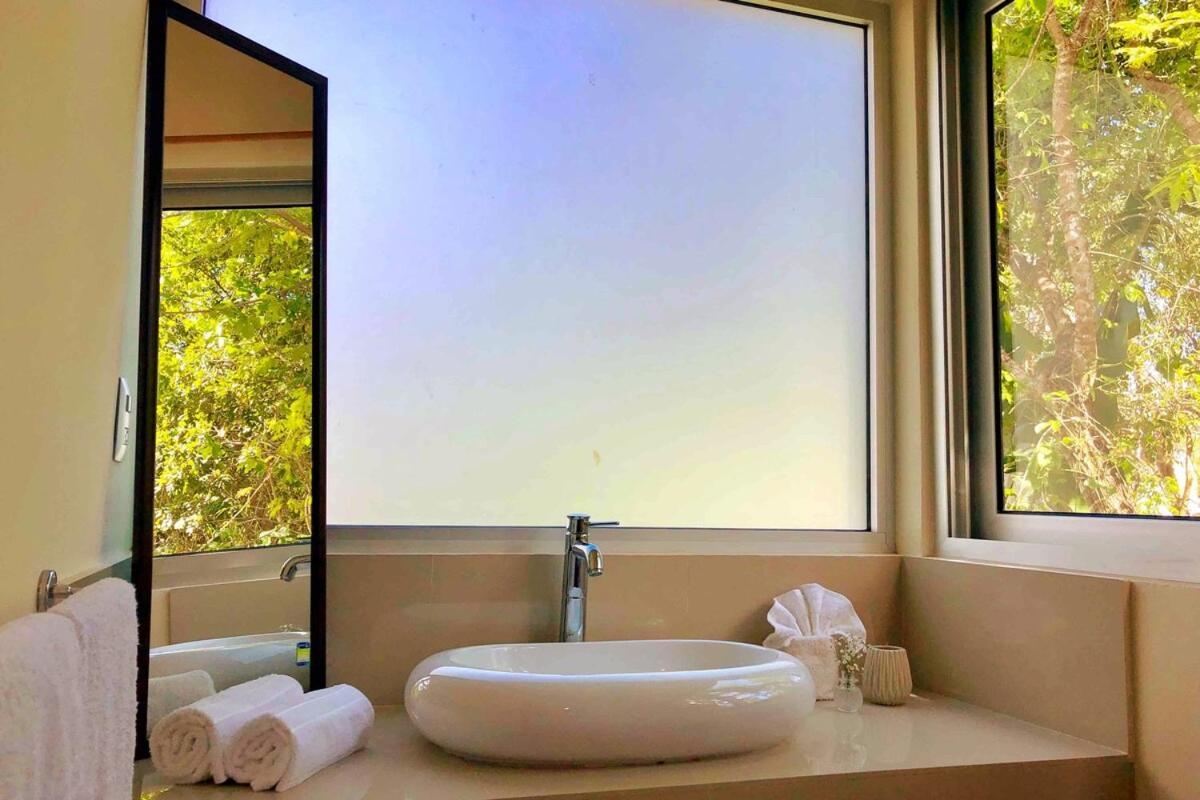 Villa Casa Hibiscus Sky-high Pool With Birds Above The Jungle Tulum