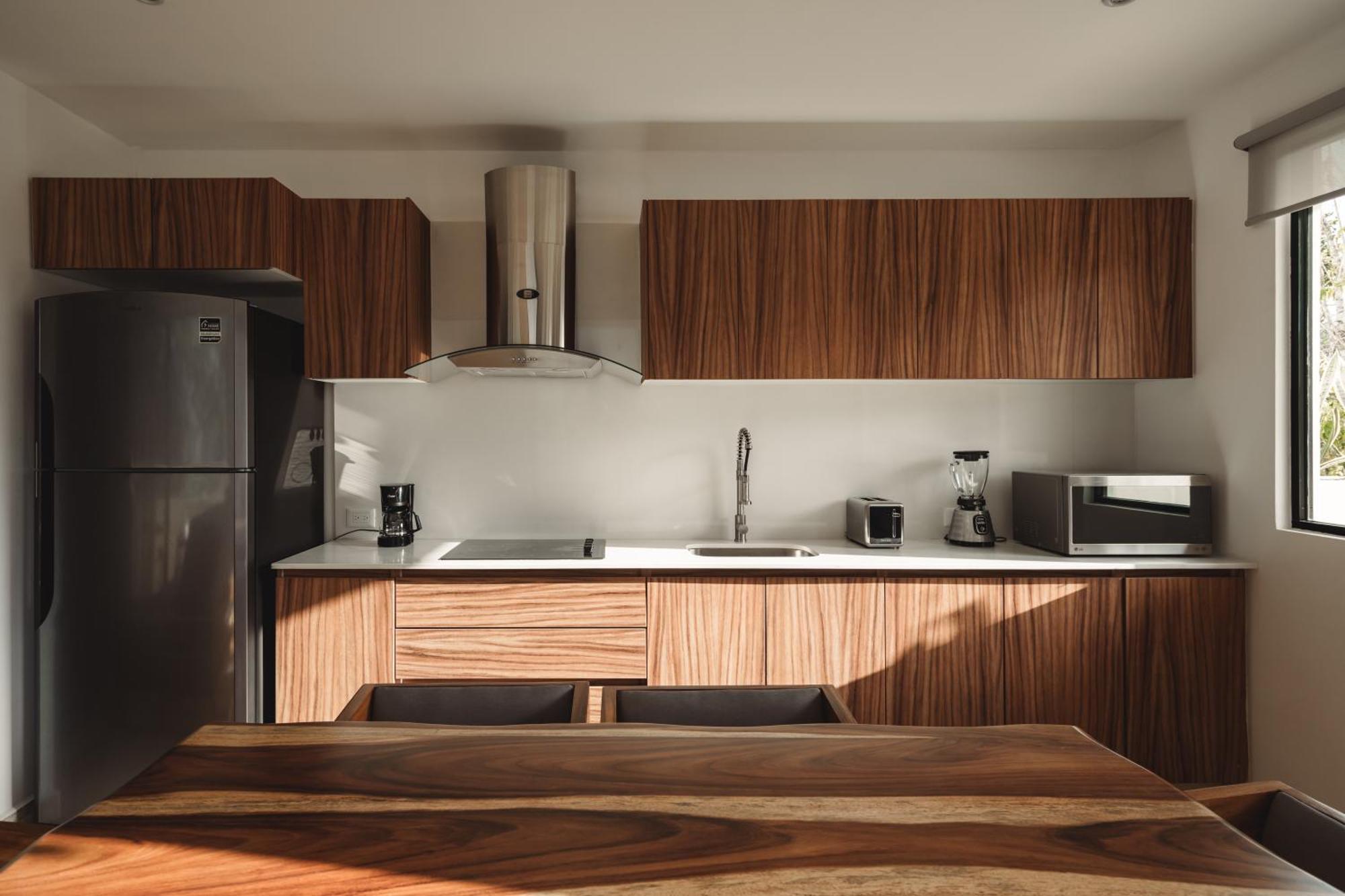 With Rooftop Pool, Gym, Coworking, Cinema *