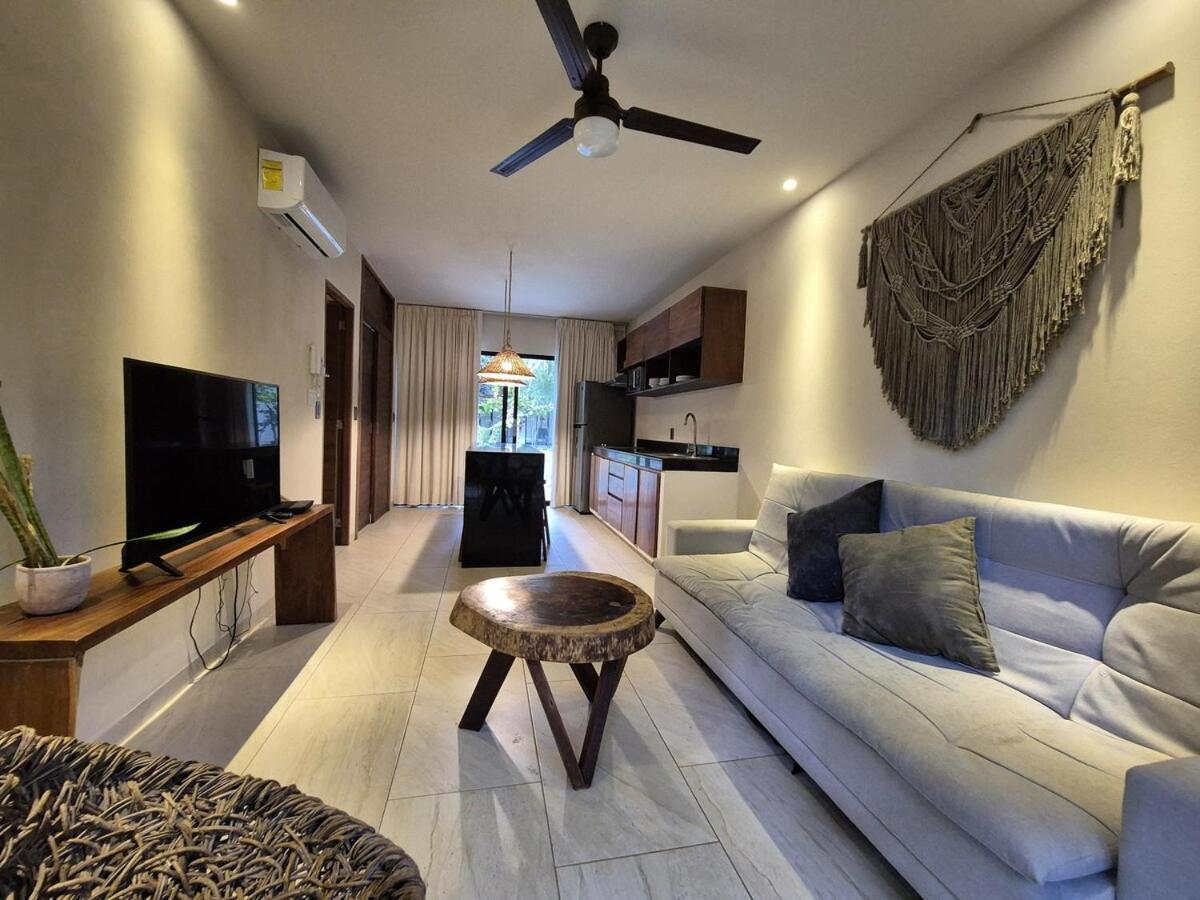 A Beautiful Family With A Private Pool A7 Apartment