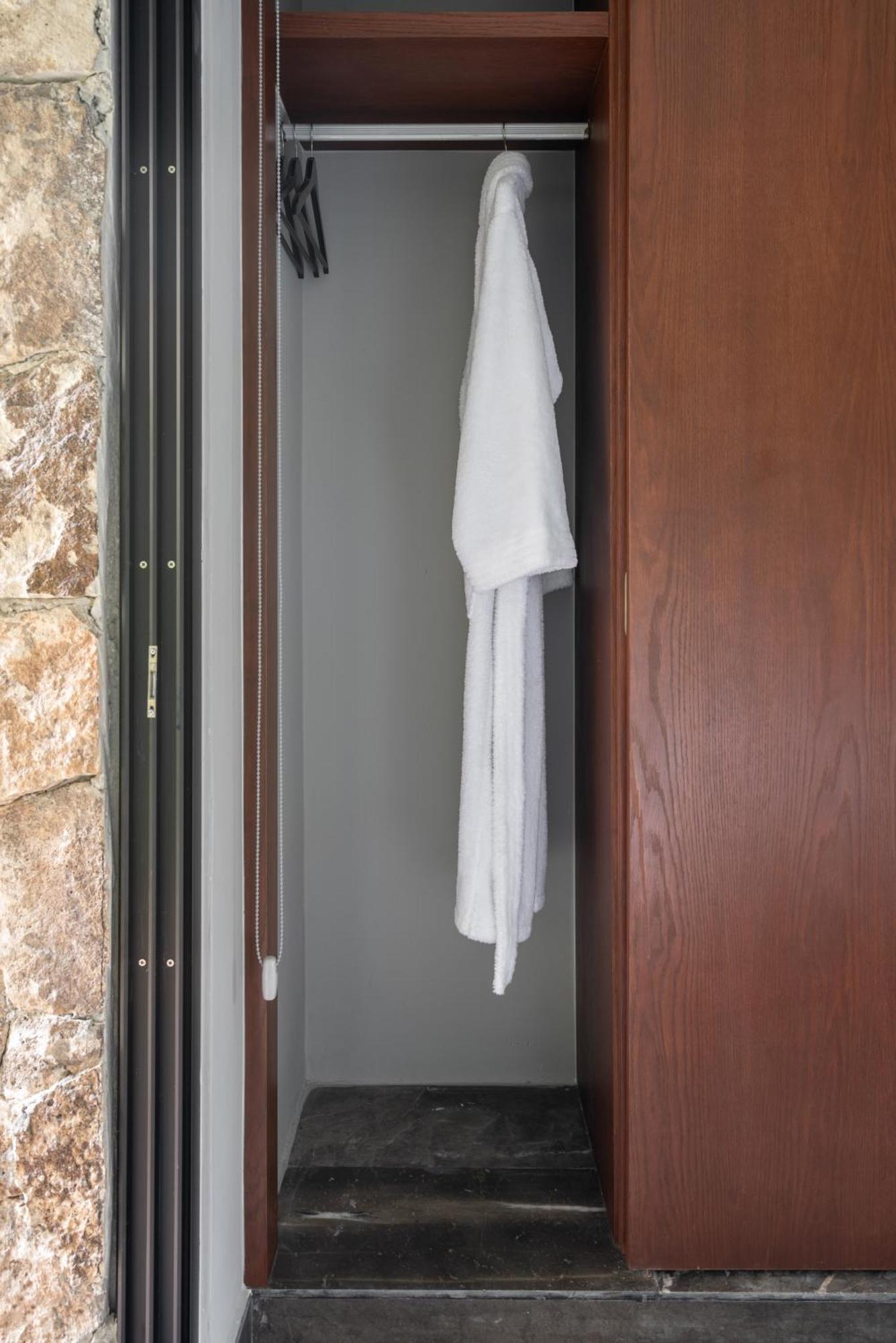 Paramar Black Apartment Tulum