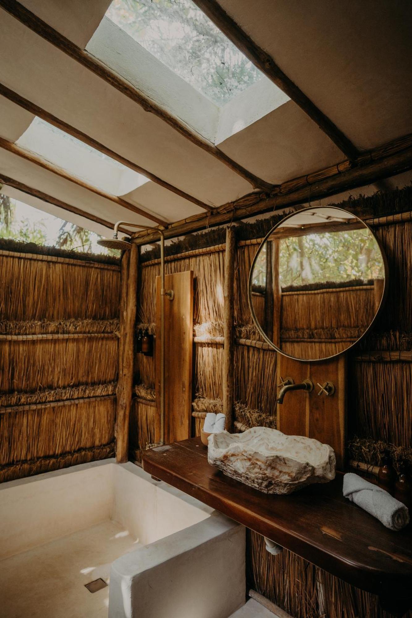 Hotel Sacred Hideaways *