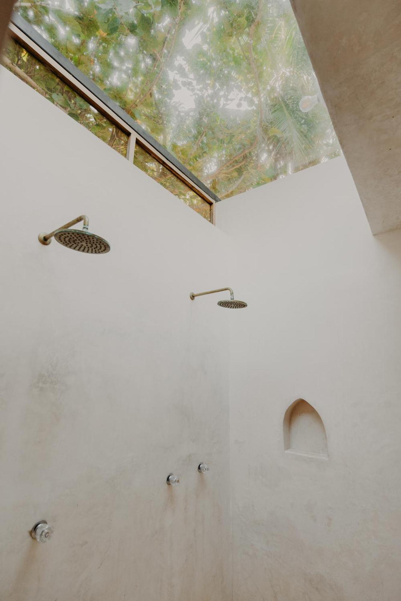 Sacred Hideaways Hotel *