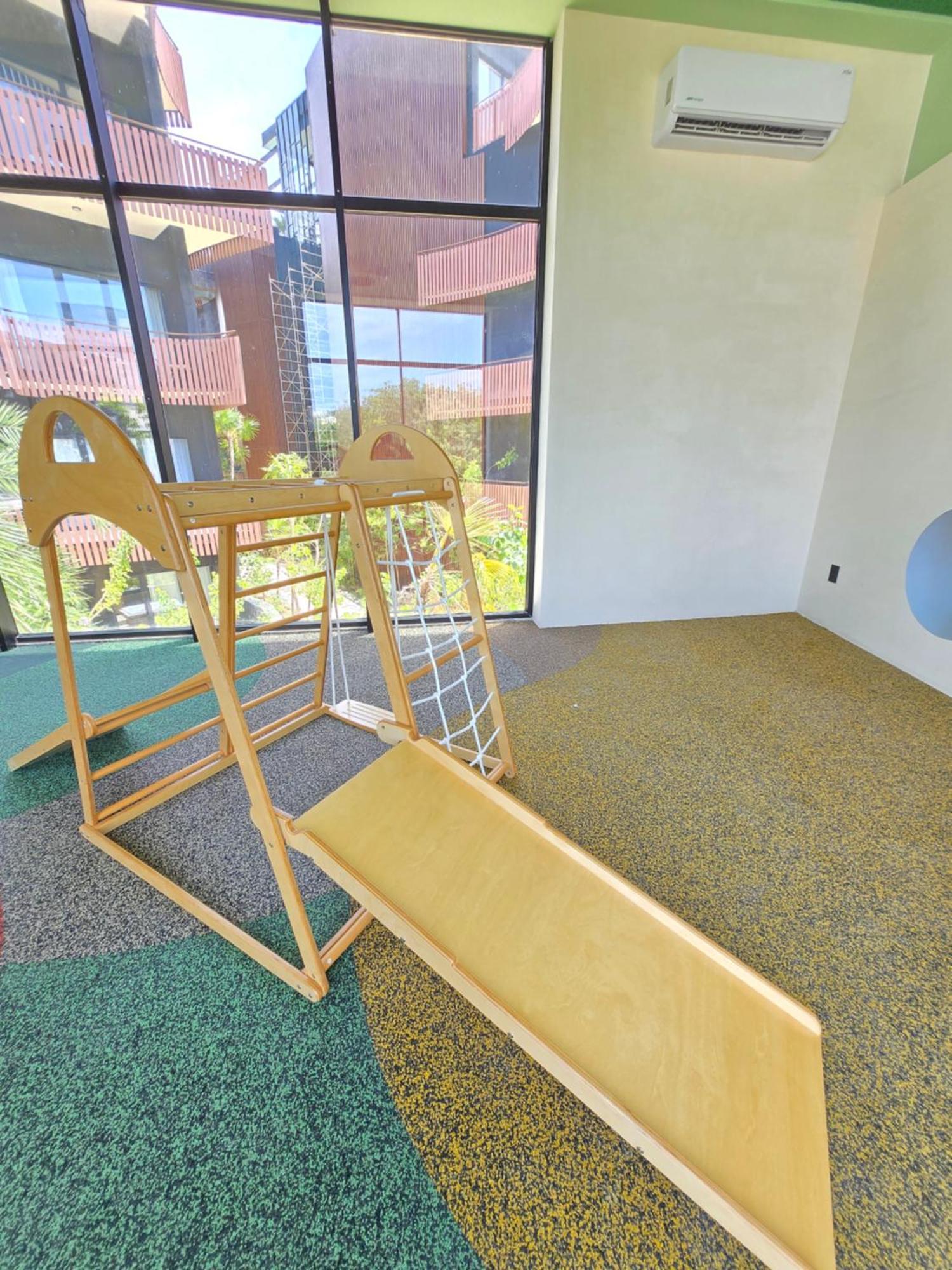 Escape - Private Tub, Free Bikes & *