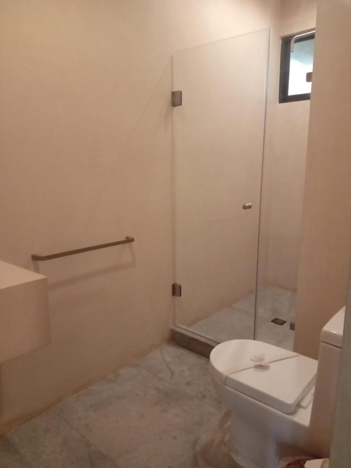 Apartment La Veleta, Pet Friendly Studio,laundry ,wifi 250mb,alberca